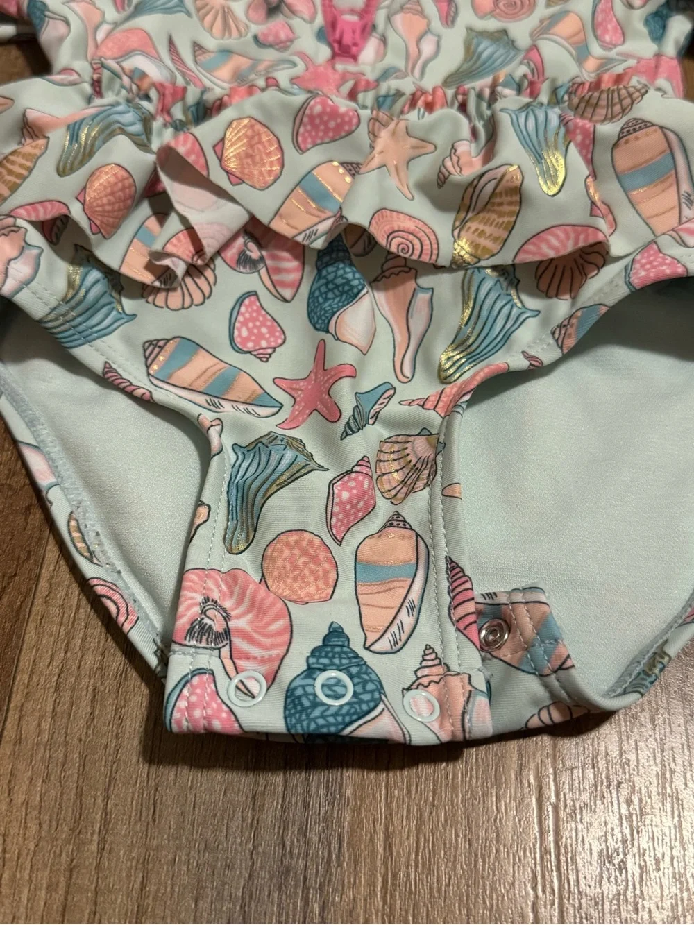 18 months Flapdoodles Long-Sleeve Seashell Print Swimsuit with Hat - Pink & Blue